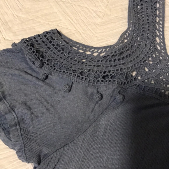 Cold Shoulder Top - Picture 2 of 3